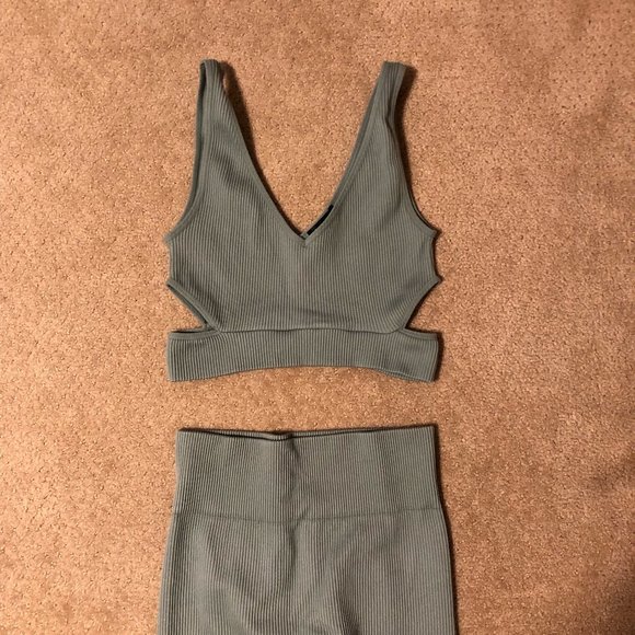 Dynamite Turquoise Bra Top and Legging Set - Picture 4 of 8